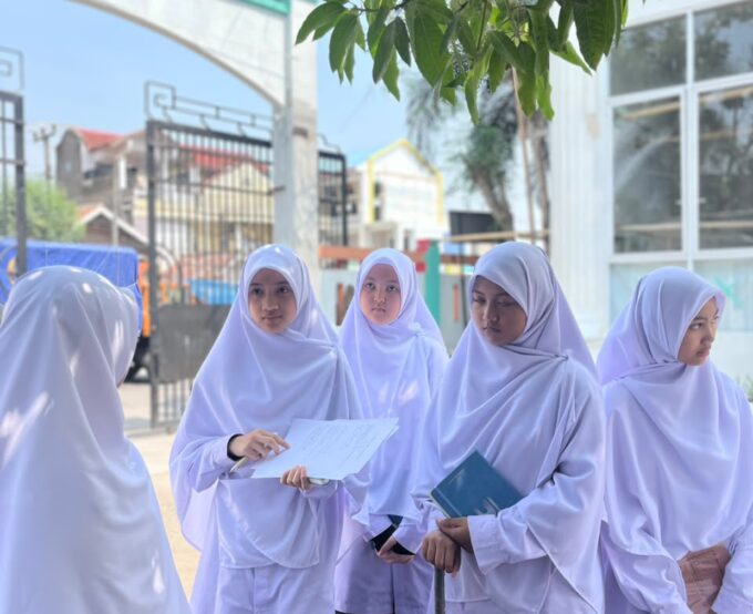 Aksi Nyata Peduli Lingkungan: SMPIT Insan Rahayu Gelar Program "Detektif Lingkungan"